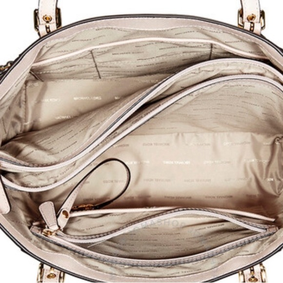 MICHAEL KORS Handbag Voyager Bag EW Tote Leather Bag Soft Pink AUTHENTIC NWT - Picture 5 of 15